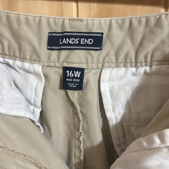 Lands' End Tan Bermuda Shorts Classic Cotton Style - Picture 3 of 4